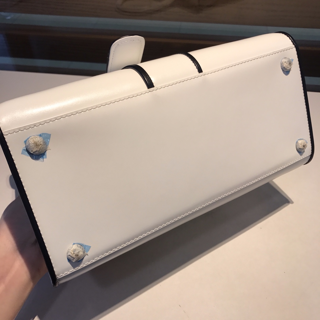 델보 브리앙 복스 토트백 미듐